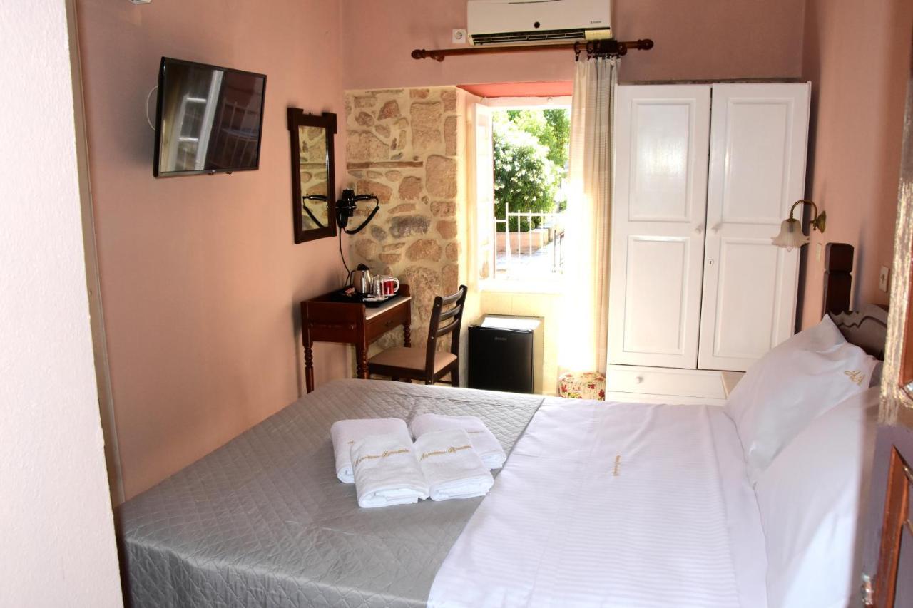 Aeginitikon Arhontikon Stylish Boutique Hotel Aegina Dış mekan fotoğraf