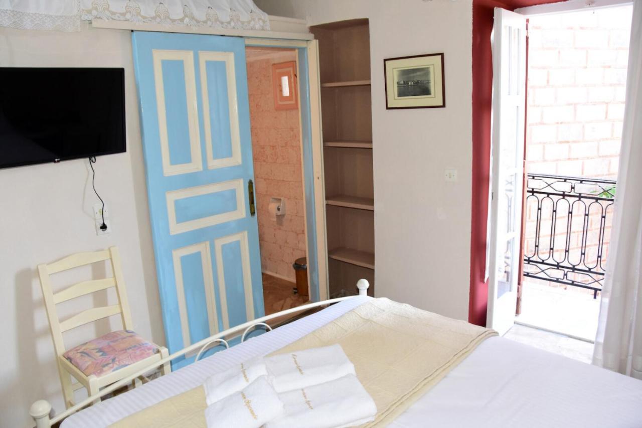 Aeginitikon Arhontikon Stylish Boutique Hotel Aegina Dış mekan fotoğraf